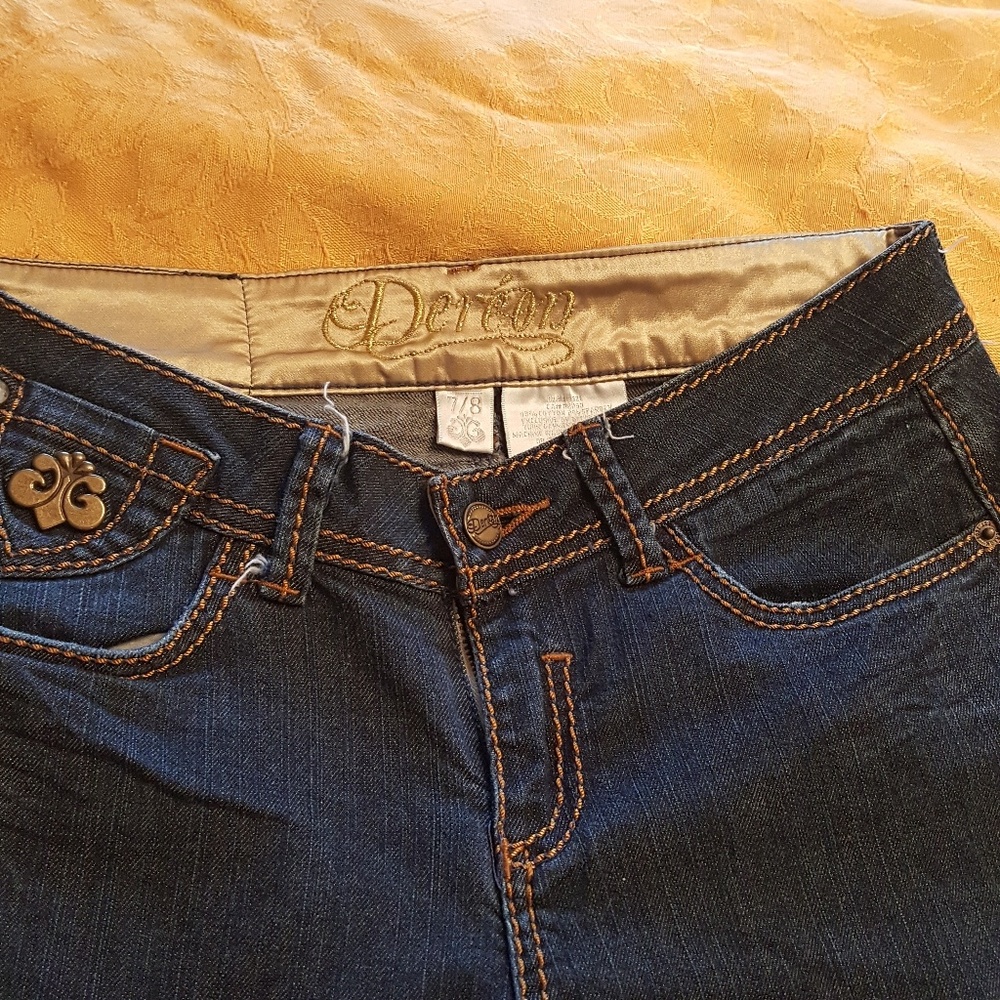Dereon jeans